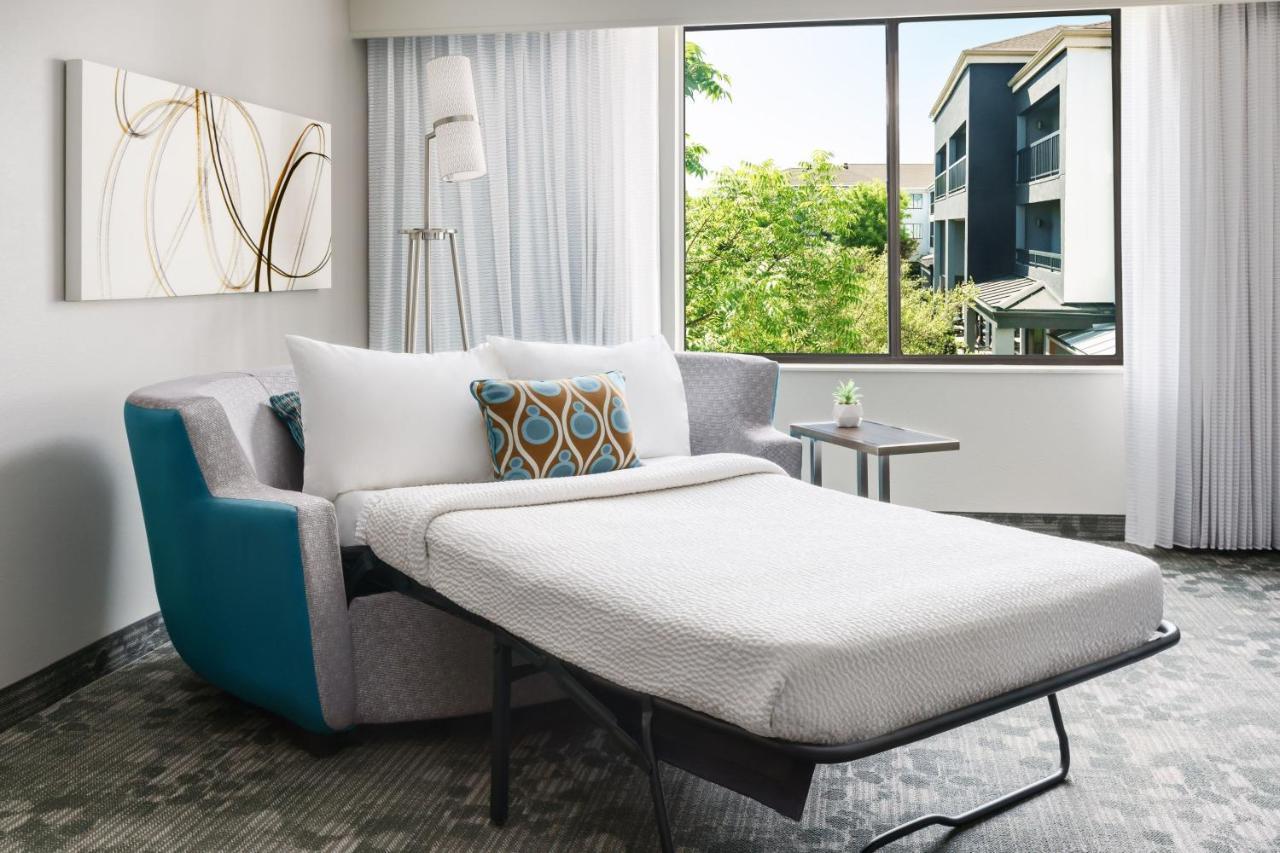 Courtyard By Marriott Dallas Lewisville Eksteriør billede